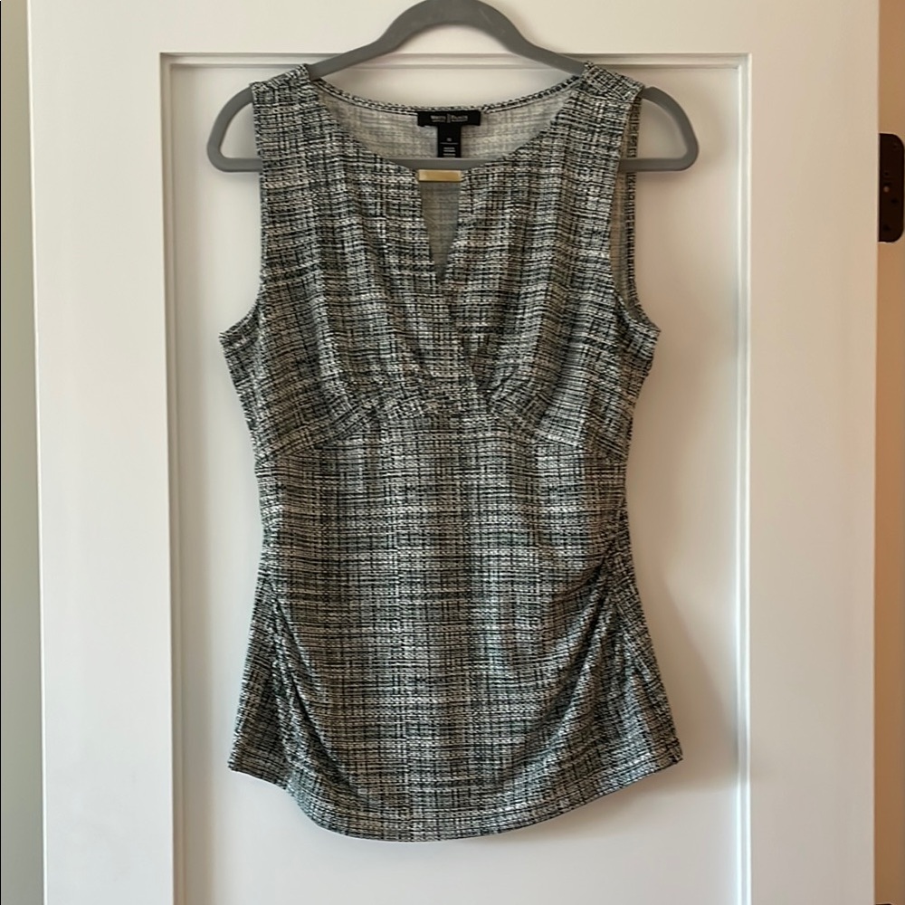 White House Black Market Fitted Sleeveless Blouse in Green and Gray